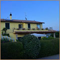 Ingrandisci